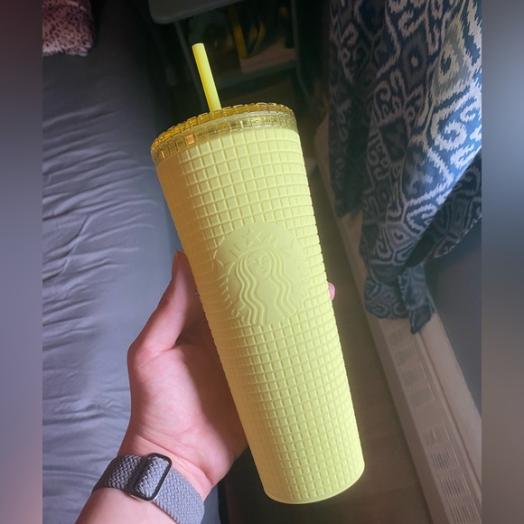 NEW Starbucks Tumbler- Meadow Yellow Grid Soft Touch 24 oz Cold Cup - Picture 6 of 7